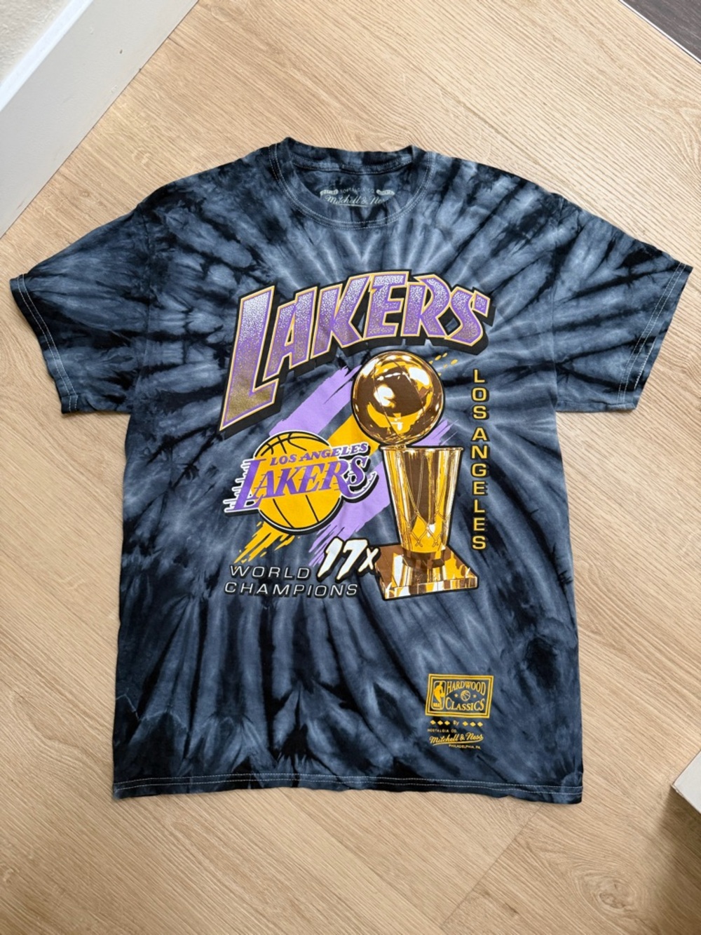 Mitchell & Ness Los Angeles Lakers Black & Gray Tie-Dye Tee